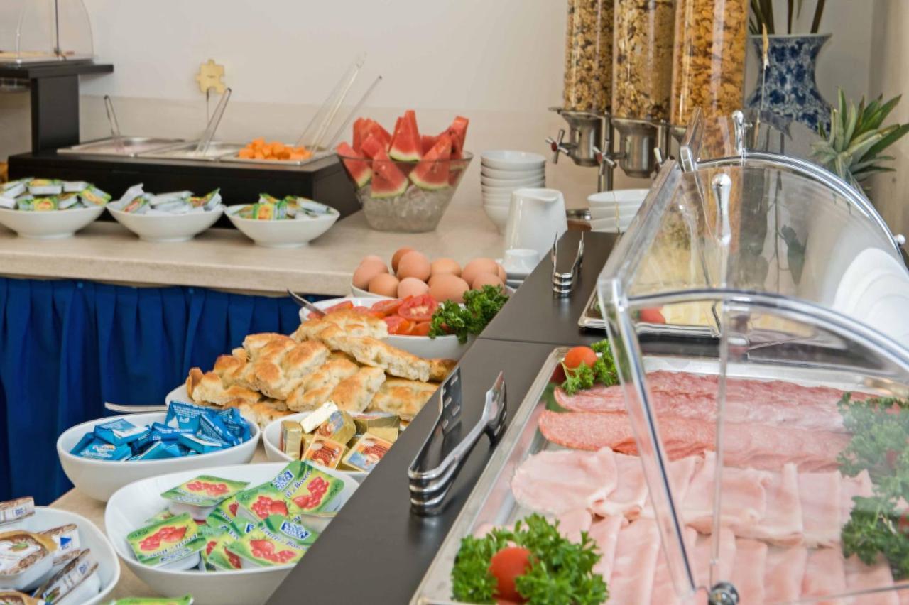 Hotel Alex Λινιάνο Σαμπιαντόρο Εξωτερικό φωτογραφία
